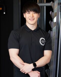 トレーナーの小西 俊哉（こにし としや）