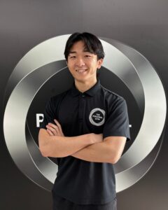 トレーナーの西田 拓也（にしだ たくや）