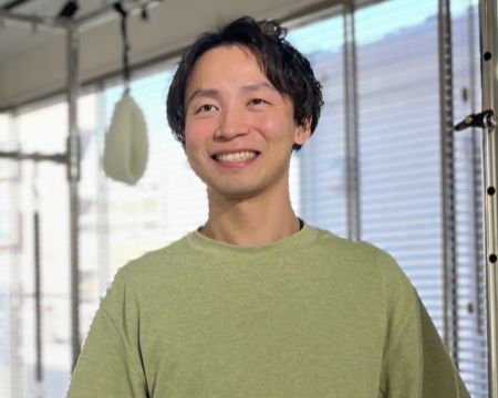 トレーナーのToshi