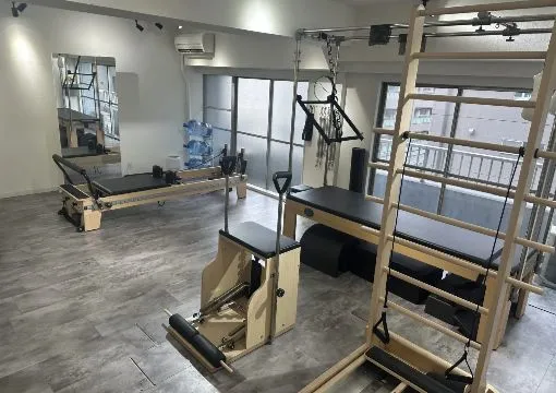 ピラティススタジオ luluto（ルルト）新宿店のトレーニングルーム