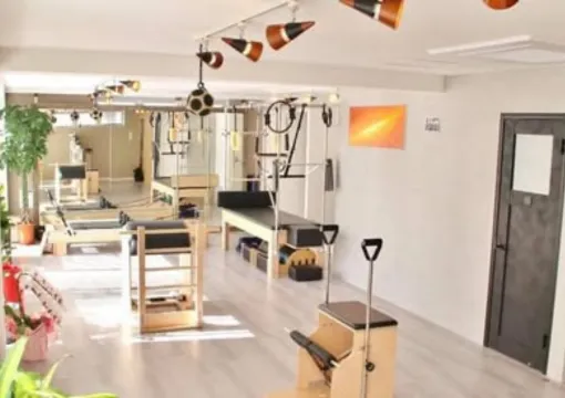Pilates studio Change(チェンジ)