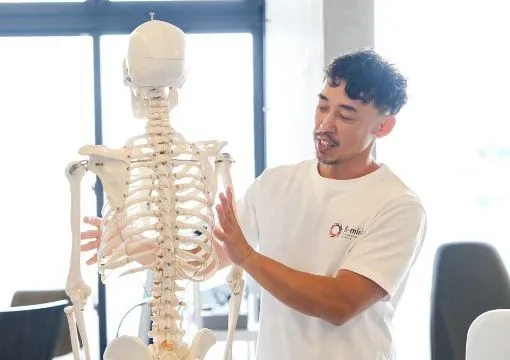 B-mind（ビーマインド）てだこ浦西駅の代表トレーナー