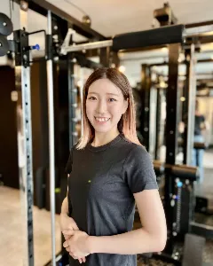 エステティシャン 小川 奈那華