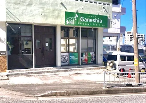 ガネシア駐車スペース