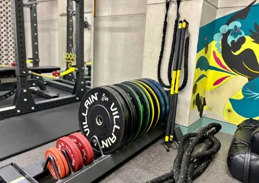 GOODLIFE GYM（グッドライフジム）浅草店のトレーニング器具