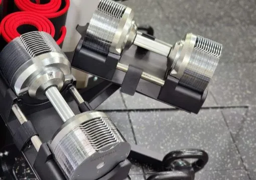 GOODLIFE GYM(グッドライフジム)日暮里店のダンベル