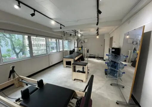 ピラティススタジオ luluto（ルルト）恵比寿2号店 店内の雰囲気 リフォーマーやキャデラックなど多彩な機器