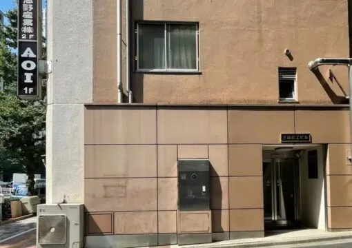 ピラティススタジオ luluto（ルルト）銀座店の建物入り口