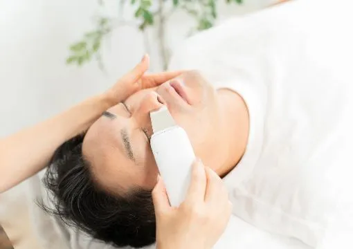 QUALITAS（クオリタス）で受ける毛穴洗浄姿