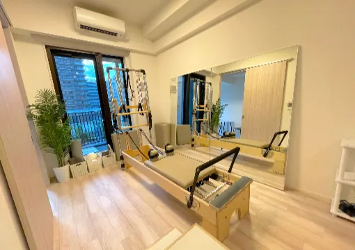 STUDIO IVY（スタジオアイビー）堀江店