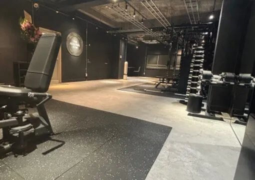ザ・パーソナルジム梅田店の店内