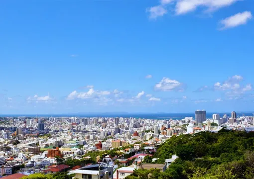 touch fitness　赤瓦の町並みを一望できるパノラマビュー