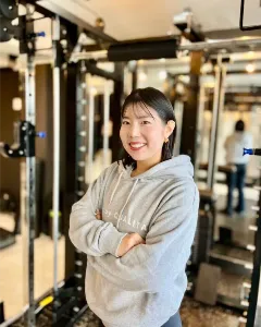 トレーナーの田中 愛（たなか あい）