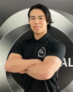 トレーナーの長谷川 奨（はせがわ しょう）