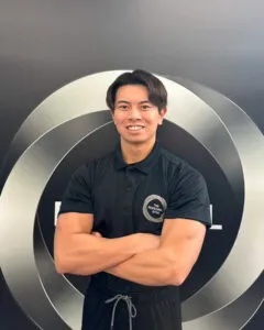 トレーナーの姫野 達也(ひめの たつや)