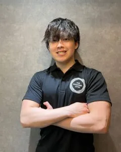 トレーナーの山本 心平（やまもと しんぺい）