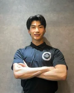 トレーナーの辰巳 雄大（たつみ ゆうだい）