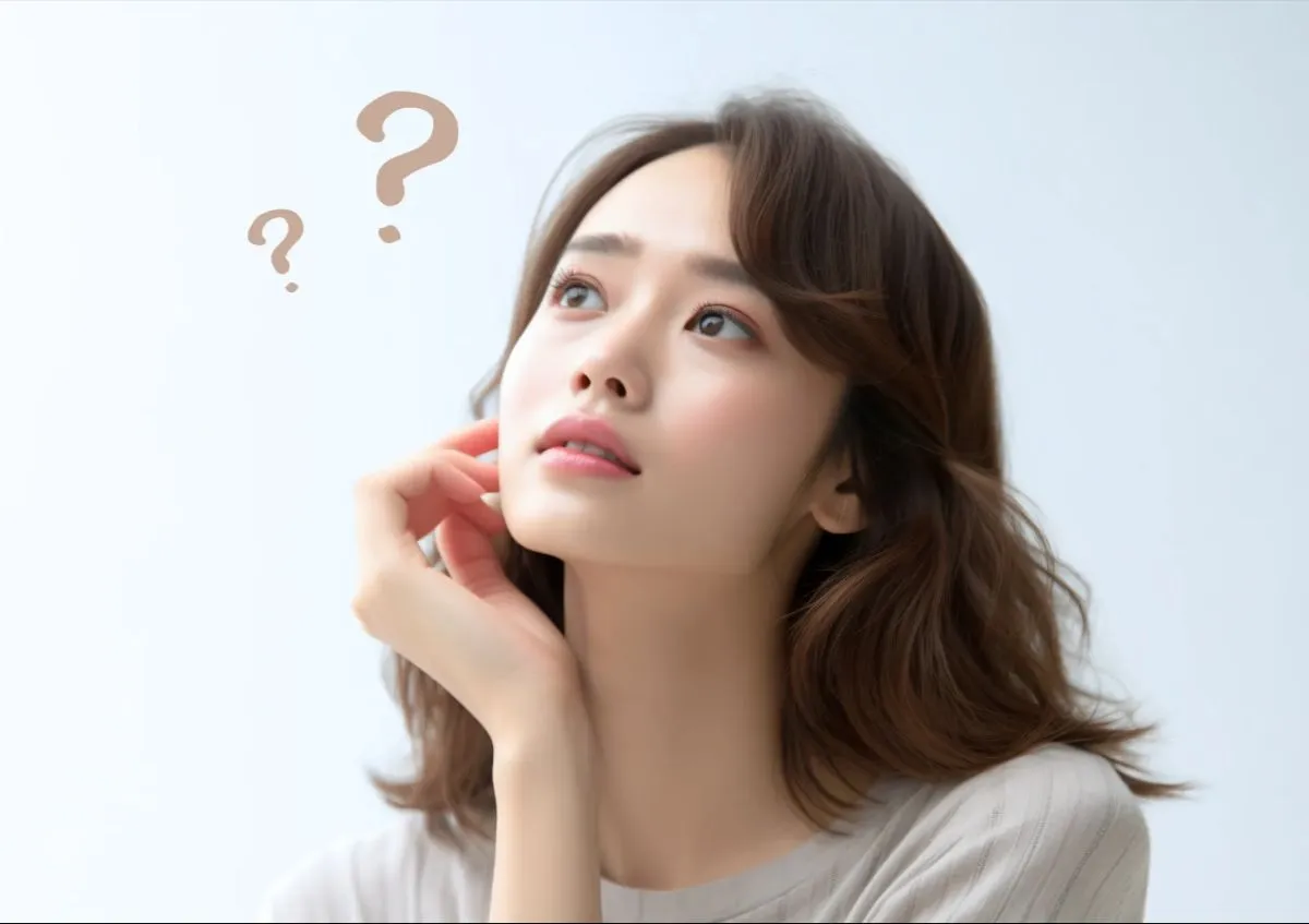 疑問_考える女性