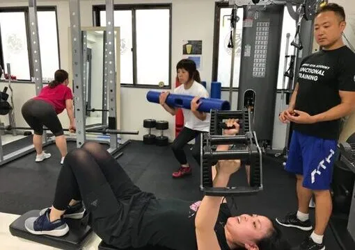 サワキジム_セミパーソナルの様子