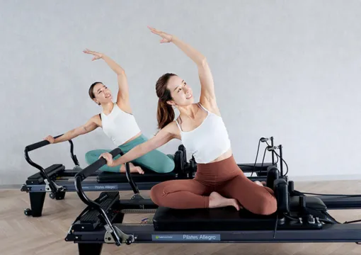 LaLa Pilates(ララピラティス)ストレッチの様子