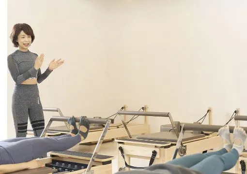 ピラティスミラーのインストラクターNORIKOさん