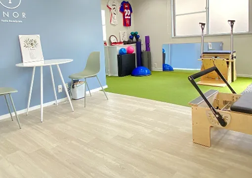 SAKURA(サクラ)高田馬場・西早稲田店の内観